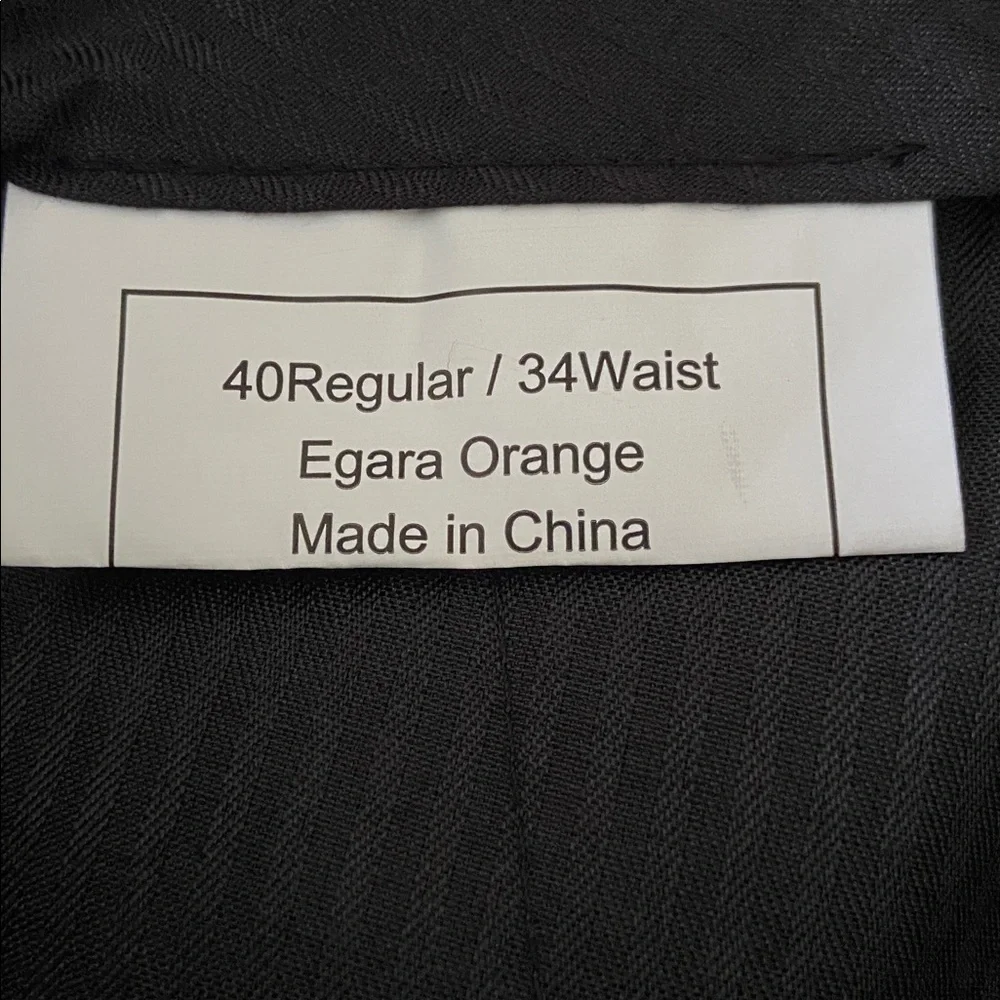 NWT Egara Men’s Navy 2 Piece Suit 40R 34W Classic Fit Unhemmed